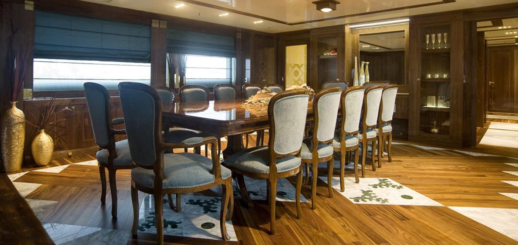 COLOMBO YACH INTERIOR DINING 1